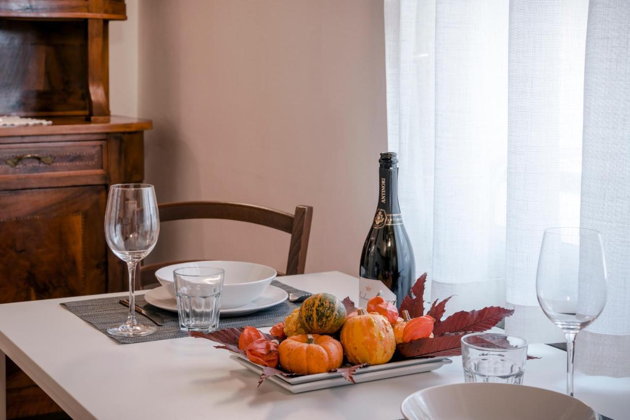Lovely Mansard Iseo Portelle Holiday With Private Parking And Bike Storage Exterior foto
